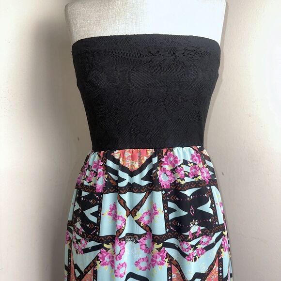 Xhilaration Bandeau Halter Maxi Dress Long Geometric Design Multicolor Sz XS EUC - Picture 3 of 12